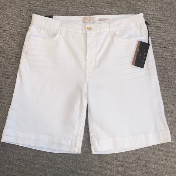 Jen7 Bermuda Shorts - Picture 1 of 11